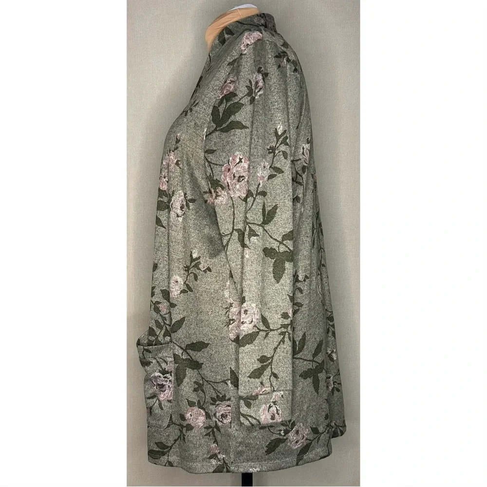Lane Bryant Sage Green Floral Cardigan Size 22/24 - Picture 2 of 4